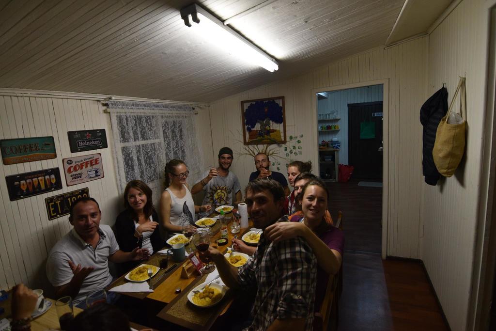 Casa Vieja Hostel & Camping بورتو فاراس المظهر الخارجي الصورة